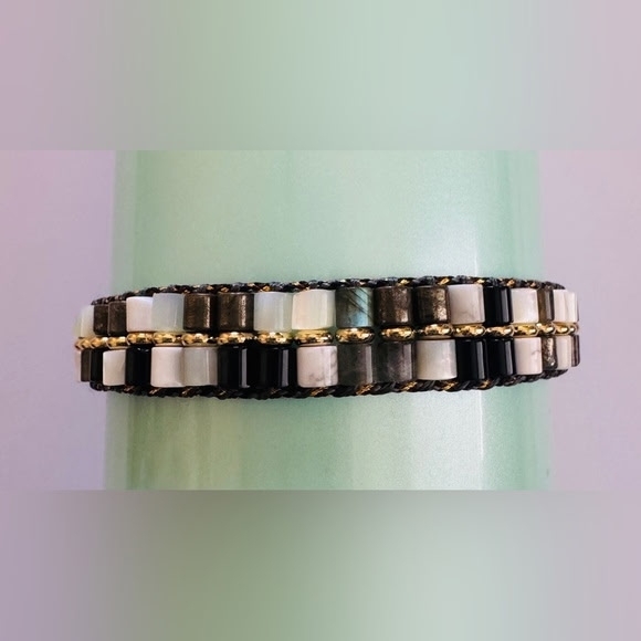 Kendra Scott Gold and Black Beaded Bracelet - Picture 2 of 5